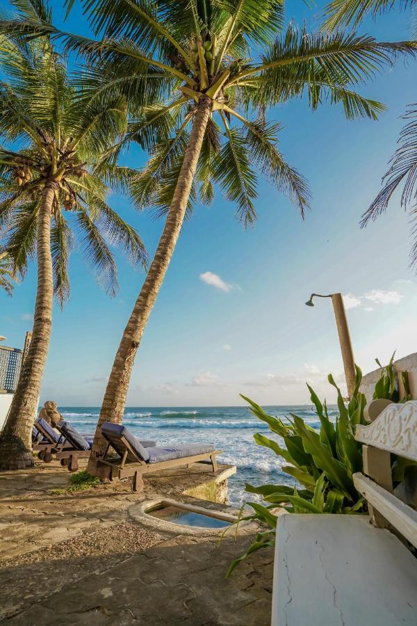 Blue Sky Beach Resort Unawatuna Kültér fotó