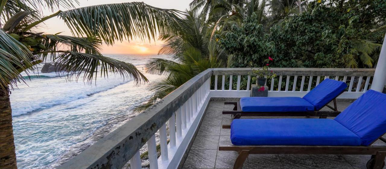 Blue Sky Beach Resort Unawatuna Kültér fotó